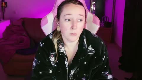 Snapshot of kissica chatting on 01-10-25, 06:17 kissica online show from 01-10-25, 06:17