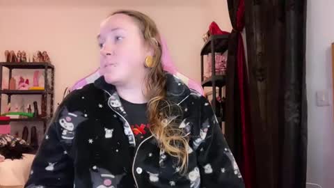 kissica online show from 01-14-26, 06:24