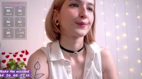 Snapshot of kisskiss_muah chatting on 02-21-25, 05:20 Kate  online show from 02-21-25, 05:20