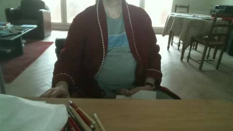 Snapshot of kisslog1 chatting on 12-28-24, 08:37 kisslog1 online show from 12-28-24, 08:37