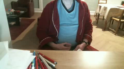 Snapshot of kisslog1 chatting on 01-03-25, 04:44 kisslog1 online show from 01-03-25, 04:44