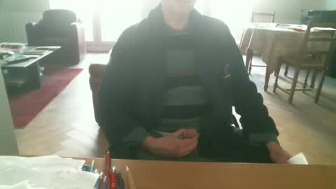 Snapshot of kisslog1 chatting on 03-02-25, 08:38 kisslog1 online show from 03-02-25, 08:38