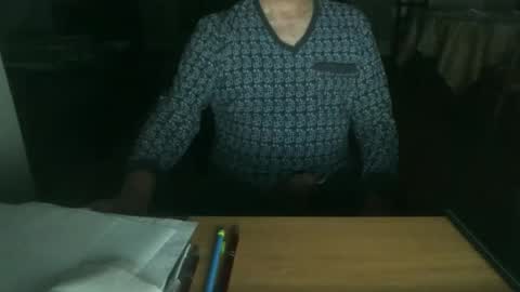 Snapshot of kisslog1 chatting on 09-13-25, 06:24 kisslog1 online show from 09-13-25, 06:24