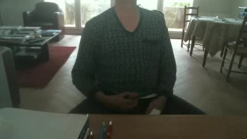 Snapshot of kisslog1 chatting on 09-14-25, 06:56 kisslog1 online show from 09-14-25, 06:56