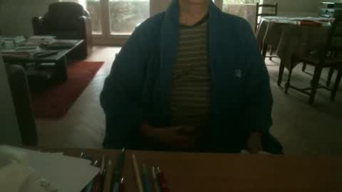 Snapshot of kisslog1 chatting on 10-26-25, 04:02 kisslog1 online show from 10-26-25, 04:02