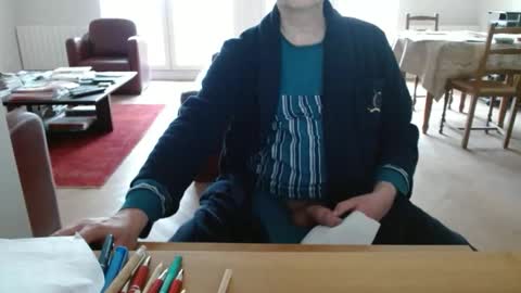 Snapshot of kisslog1 chatting on 02-15-26, 03:09 kisslog1 online show from 02-15-26, 03:09