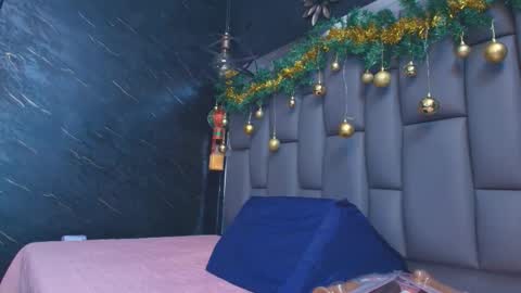 BELLA FLAME online show from 12-20-25, 06:59