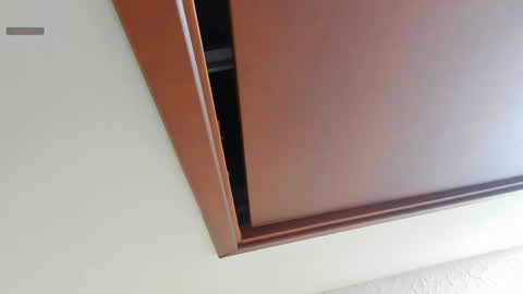 Sara online show from 04-24-26, 09:23