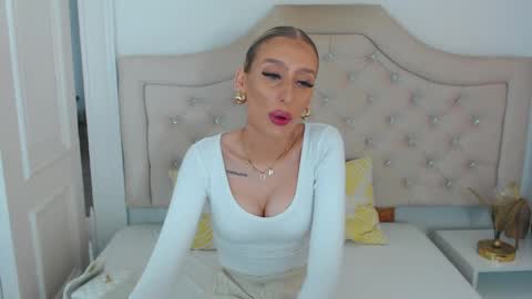 Natalie online show from 05-15-26, 09:49