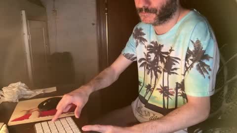 kissofbanned1983 online show from 04-28-26, 08:03