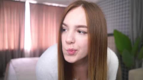 Snapshot of kissykissymeowmeow chatting on 06-09-26, 05:41 Rita online show from 06-09-26, 05:41