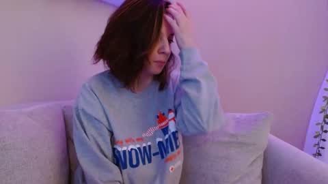 Snapshot of kitatochips chatting on 02-10-25, 05:36 KitatoChips online show from 02-10-25, 05:36