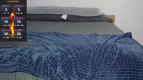 kite__ online show from 10-09-25, 04:38