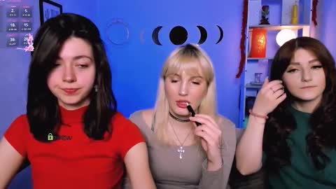 kitniss online show from 03-22-26, 08:23