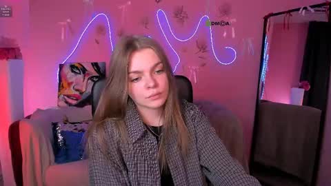 Snapshot of kitniss_dreamy chatting on 04-30-26, 07:42 kitniss online show from 04-30-26, 07:42
