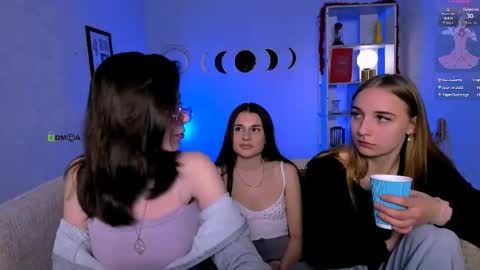 Snapshot of kitniss_dreamy chatting on 05-02-26, 07:08 kitniss online show from 05-02-26, 07:08