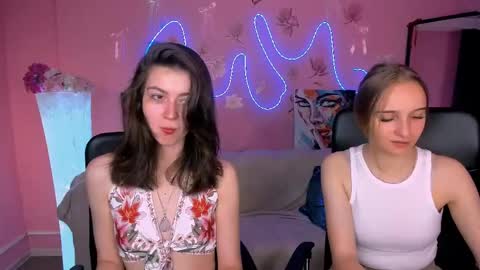 Snapshot of kitniss_dreamy chatting on 05-20-26, 07:20 kitniss online show from 05-20-26, 07:20