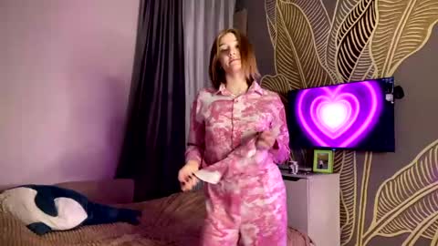 Tanesha online show from 04-27-26, 02:26