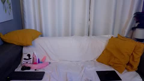 Jackie online show from 09-18-25, 08:33