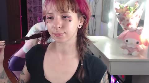 Snapshot of kitsunearineko chatting on 02-15-25, 02:37 Ari Keimiwrights  online show from 02-15-25, 02:37