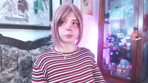 Snapshot of kitsunearineko chatting on 10-16-25, 01:28 Ari Keimiwrights  online show from 10-16-25, 01:28