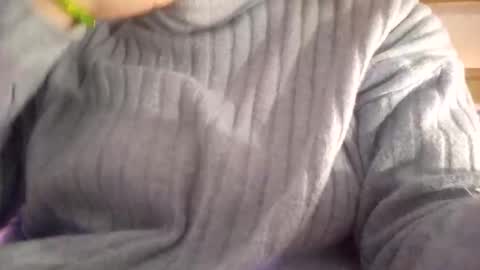 kitsuneniki online show from 01-10-26, 07:48