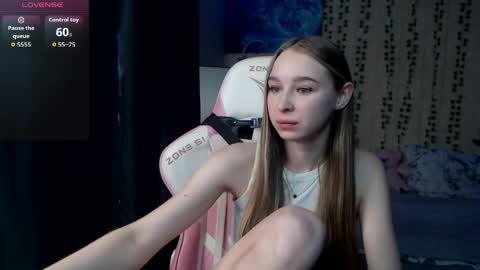 Snapshot of kitsuneyx chatting on 04-03-26, 01:25 kitsuneyX online show from 04-03-26, 01:25