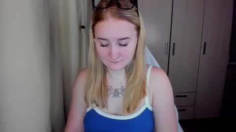 kitten_sun online show from 02-20-26, 02:41