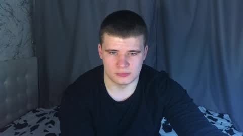 Snapshot of kittenmur chatting on 01-21-25, 03:43 Vlad online show from 01-21-25, 03:43