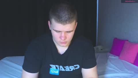 Snapshot of kittenmur chatting on 02-27-25, 08:39 Vlad online show from 02-27-25, 08:39