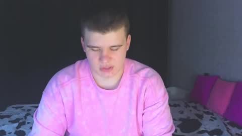 Snapshot of kittenmur chatting on 03-02-25, 04:32 Vlad online show from 03-02-25, 04:32