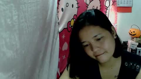 Snapshot of kittlyn chatting on 09-09-25, 01:49 kittlyn online show from 09-09-25, 01:49