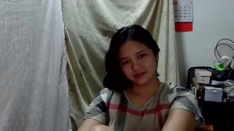 Snapshot of kittlyn chatting on 09-23-25, 03:48 kittlyn online show from 09-23-25, 03:48