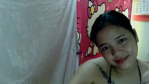 Snapshot of kittlyn chatting on 09-27-25, 01:32 kittlyn online show from 09-27-25, 01:32