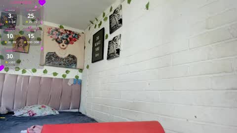  KITTY online show from 05-26-26, 08:27