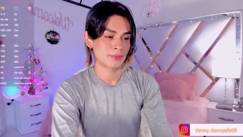 Snapshot of kitty__sexy_ chatting on 12-12-24, 01:17 dann  online show from 12-12-24, 01:17