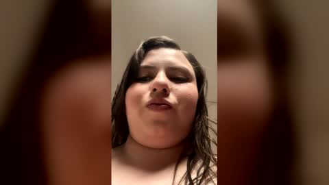 Kitty online show from 12-21-25, 08:16