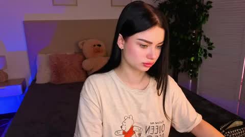 kitty_cut1ee_ online show from 04-13-26, 07:03