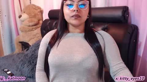 kitty online show from 05-07-26, 04:40