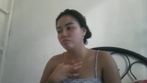 Snapshot of kitty_fussy chatting on 04-03-26, 01:36 kitty_fussy online show from 04-03-26, 01:36
