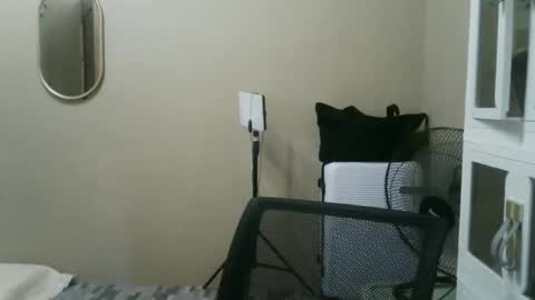 Snapshot of kitty_fussy chatting on 05-13-26, 02:31 kitty_fussy online show from 05-13-26, 02:31