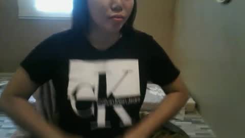 Snapshot of kitty_fussy chatting on 05-23-26, 01:44 kitty_fussy online show from 05-23-26, 01:44