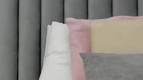 Snapshot of kitty_hot66 chatting on 11-19-25, 03:06 Katy online show from 11-19-25, 03:06