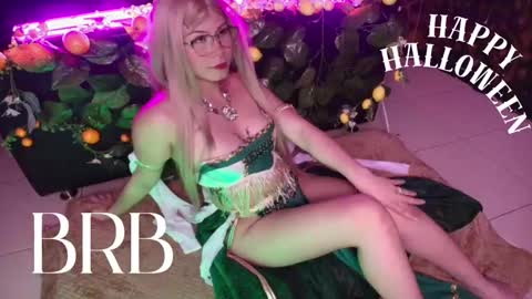 Kitty online show from 11-18-25, 04:17