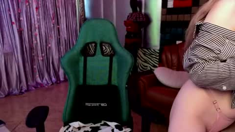 kitty_pantera online show from 04-14-26, 11:38