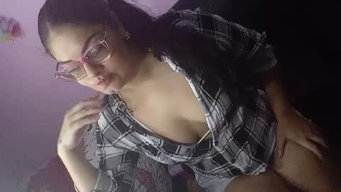 Snapshot of kitty_pink8 chatting on 12-04-25, 10:07 kitty_pink8 online show from 12-04-25, 10:07