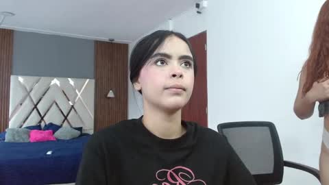 Snapshot of kitty_rousse01 chatting on 05-31-26, 06:09 online show from 05-31-26, 06:09