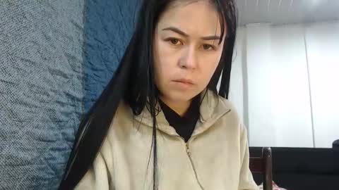 kitty_small69 online show from 01-18-26, 02:37