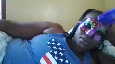 Snapshot of kitty_super chatting on 09-26-25, 01:04 kitty_super online show from 09-26-25, 01:04