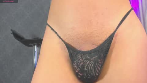 Kendall Saray   online show from 04-12-26, 05:12